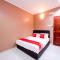 Super OYO 89348 Rg Motel