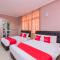 Super OYO 89348 Rg Motel