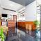 SUPER OYO 2209 Solo Point Guest House Syariah