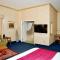 The Glengate Hotel & Suites