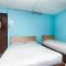 SPOT ON 89916 Gold Star Hotel