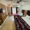 Takkars Residency 5 min walk from Golden temple - Amritsar