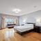 Amazing Spacious house in Center of Richmond hill - 列治文山