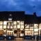 Luxury Warwick Townhouse I Walk to Castle I Dog friendly I Private patio garden I