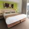 Oaks Gateway Suites