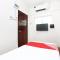 Super OYO 89678 Ady Hotel