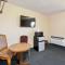 OYO Hotel Luling TX Downtown I-10/US-90