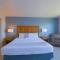 OYO Waves Hotel Newport OR - NYE Beach