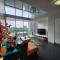 Spacious 1 bedroom mezzanine apartment with large bath views 2 free parking spots