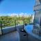 Spacious 1 bedroom mezzanine apartment with large bath views 2 free parking spots