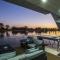 BOATEL Riverdream Luxury Houseboat - Gol Gol