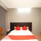 OYO 587 Hotel Tradition Inn