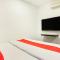 OYO 90460 Hotel Kl2f Rest & Go - 莎阿南