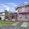 SPOT ON 91107 Villa Galaxy Resort - Cikundul