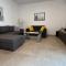 Sidus Maris, Spacious Seaside Apartment with Free Parking
