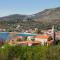 150m to Beach - Free Parking - Garden View