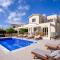 Cielo Luxury Villa by Nomads - Walk to Coral Bay