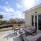 Cielo Luxury Villa by Nomads - Walk to Coral Bay