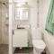 In Helsinki and super easy to Airport and City Center and a private free parking - 赫尔辛基