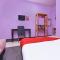 OYO 90561 Awan Biru Motel