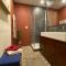 Bright Duplex on the Top Floor! - 维勒班