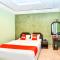 OYO 137 Marina Hotel