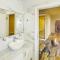 Luxury Apartment on Marioot Palace