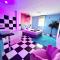Capsule Miami Vice - Jacuzzi - Billard - Ecran cinéma & Netflix - Ping-Pong - Nintendo & Jeux-
