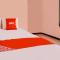 SPOT ON 91797 Mutiara Guest House