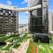 1 BR Apartment in Queens Wharf