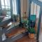 Converted factory loft apartment - Free parking with no height restrictions x 2