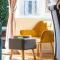 Modern and Spacious Home From Home 1 mile from M1 - with Netflix, Prime Video, PS5, free parking, superfast WiFi, BBQ - Sleeps 11 - By Brightleap Apartments