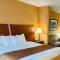 Richland Inn and Suites