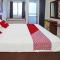 OYO 92317 Apartment Riverview By Alima View