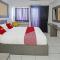 OYO 92317 Apartment Riverview By Alima View