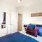 Reductions on short stays - Chic & Cosy, Modern Nightingale retreat! Easy access to Tottenham Hotspurs - Ponders End