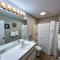 FV21 Warm Fairway Village Townhome - Carroll