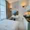 Al Manara Premium Deluxe Sheikh Zayed View Studio