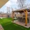 Sleeps 18 Hot Tub Pool Table Fire Pit Arcade Game - فلاغستاف