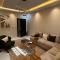 Rkeen Residence 1- lounge and bedroom - 吉赞 Rkeen Residence 1- lounge and bedroom - 吉赞