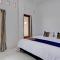 SPOT ON 92914 Meranti HomestayNearJembatan Siak