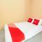 OYO 93002 Kost Gayus