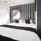 OYO 93365 Apartement Gateway By Sarana Cipta Mahakarya Ii - 万隆