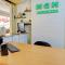 OYO 93352 Apartement Gateway Cicadas By Db Rent - 万隆