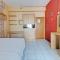 OYO 93352 Apartement Gateway Cicadas By Db Rent - 万隆