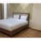OYO Townhouse 156 Rose Hotel Apartments