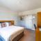 OYO The Red Lion Hotel