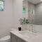 Modern 3 bedroom guest home in quiet area newly built 10 minutes to Rodeo Drive - 洛杉矶