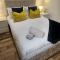 LANGLEY APARTMENT free parking outside between 6 pm and 8 am Secure parking 2 min walk Ideal for TRADES AND TOURISTS WANTING GREAT LOCATION