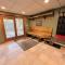 FC43 Renovated cozy spacious cottage with AC air hockey wifi close to ski trails - Carroll
